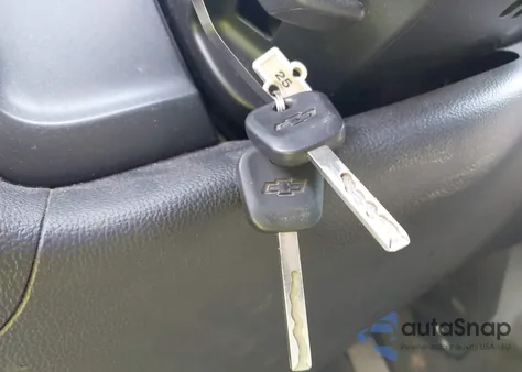 2017 Chevrolet Silverado 1500 Wt z USA, uszkodzony, nr VIN 1GCRCNEC2HZ151167